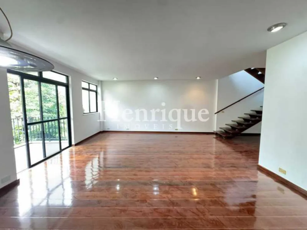 Cobertura, 3 quartos, 255 m² - Foto 2