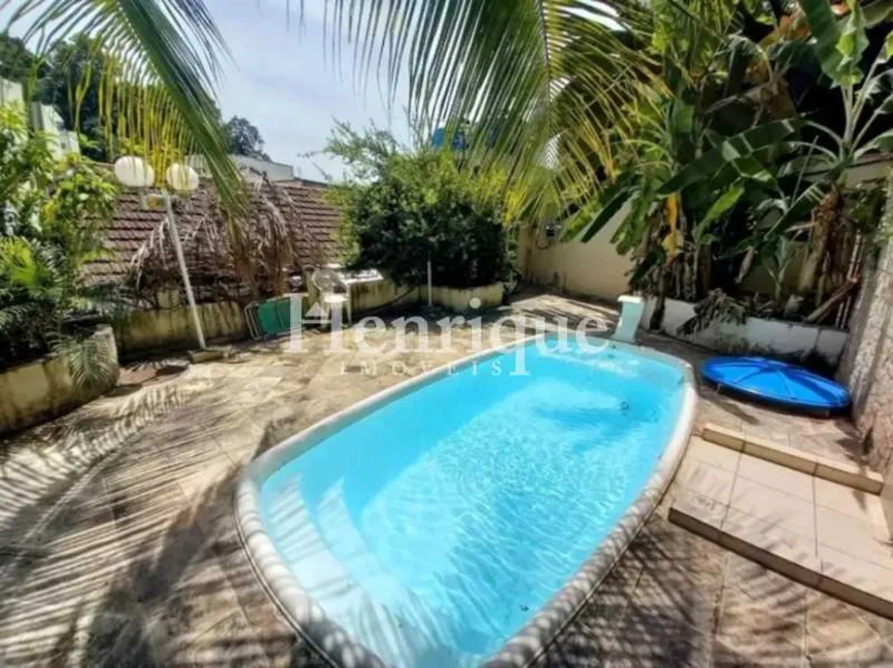 Casa, 3 quartos, 297 m² - Foto 1