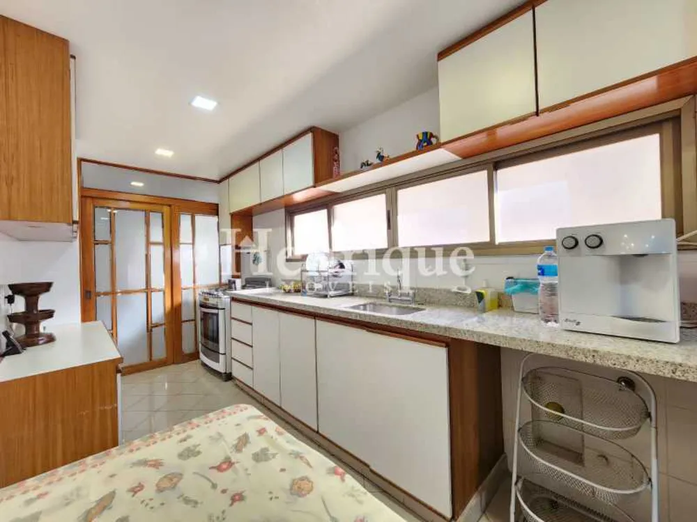 Apartamento, 4 quartos, 222 m² - Foto 1