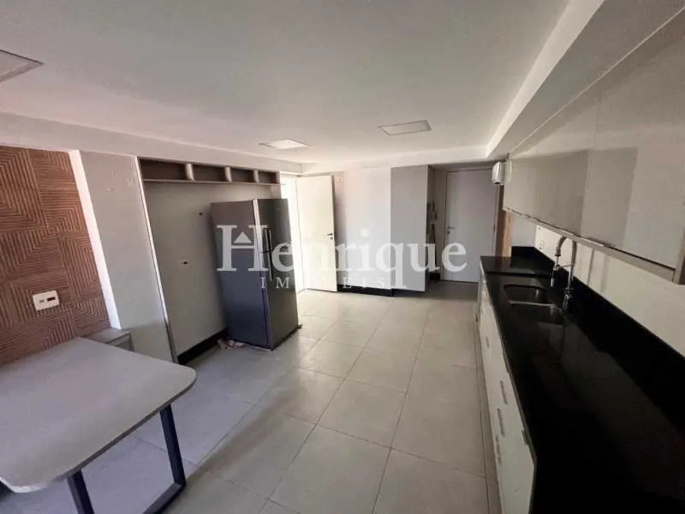 Cobertura, 3 quartos, 660 m² - Foto 4