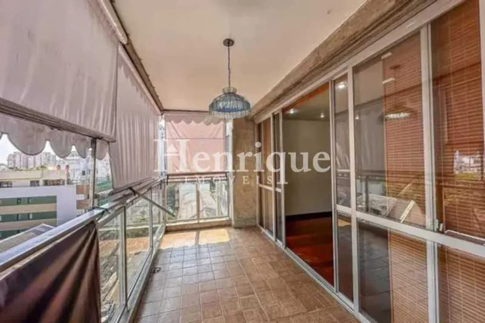 Apartamento, 3 quartos, 152 m² - Foto 1