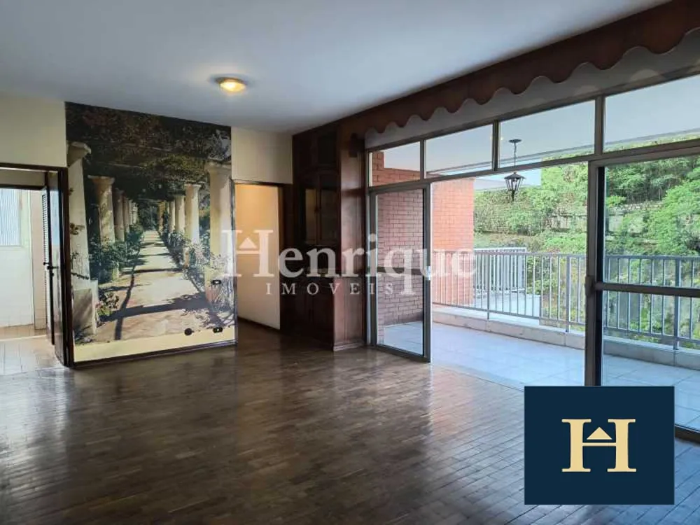 Apartamento, 3 quartos, 130 m² - Foto 1