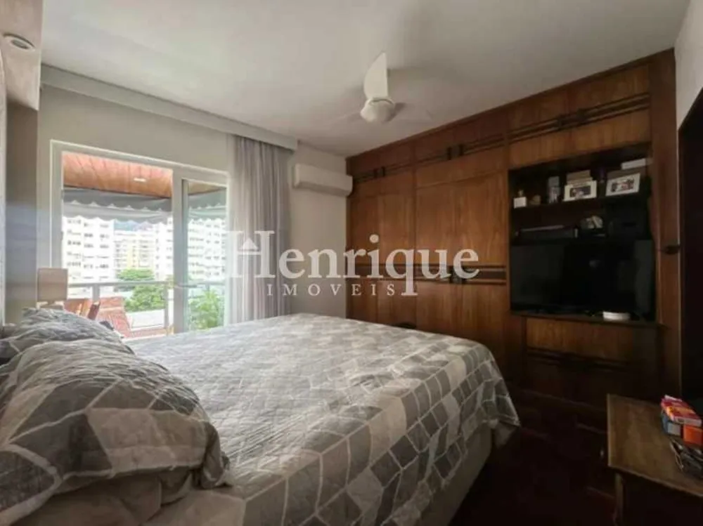 Apartamento, 3 quartos, 140 m² - Foto 1