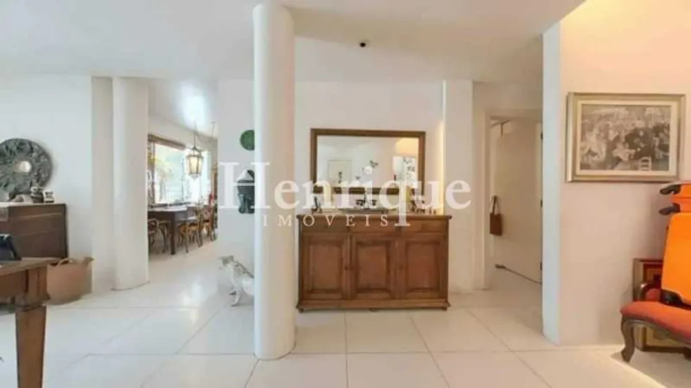 Apartamento, 3 quartos, 240 m² - Foto 12