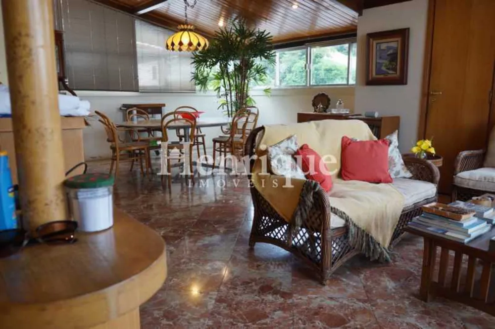 Cobertura, 3 quartos, 180 m² - Foto 1