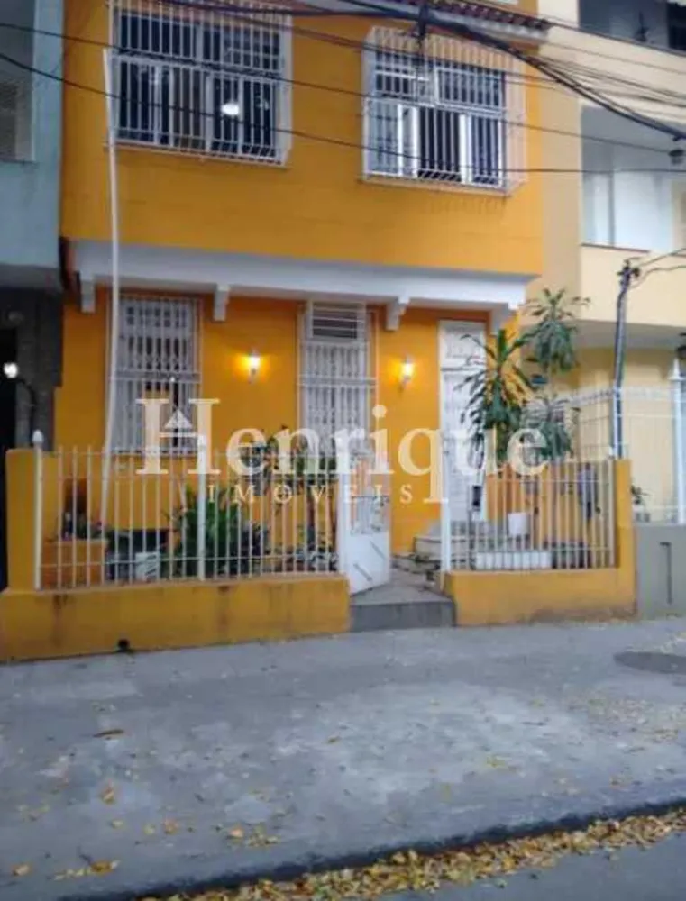 Casa, 6 quartos, 300 m² - Foto 1