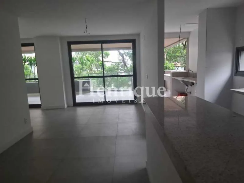 Apartamento, 4 quartos, 208 m² - Foto 1