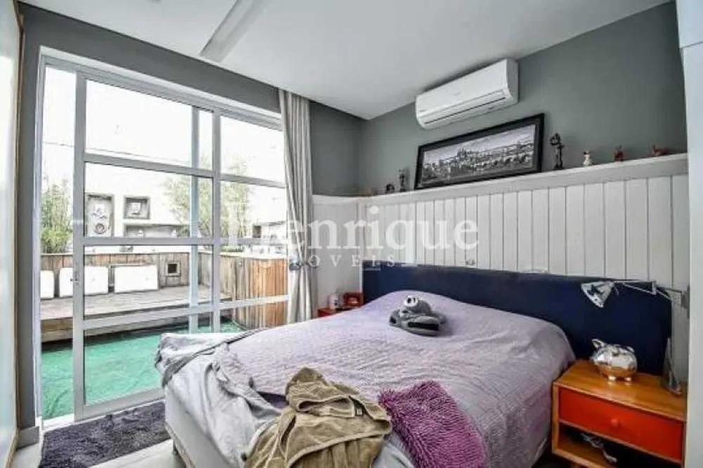 Cobertura, 3 quartos, 219 m² - Foto 1