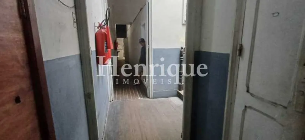 Casa, 6 quartos, 216 m² - Foto 4