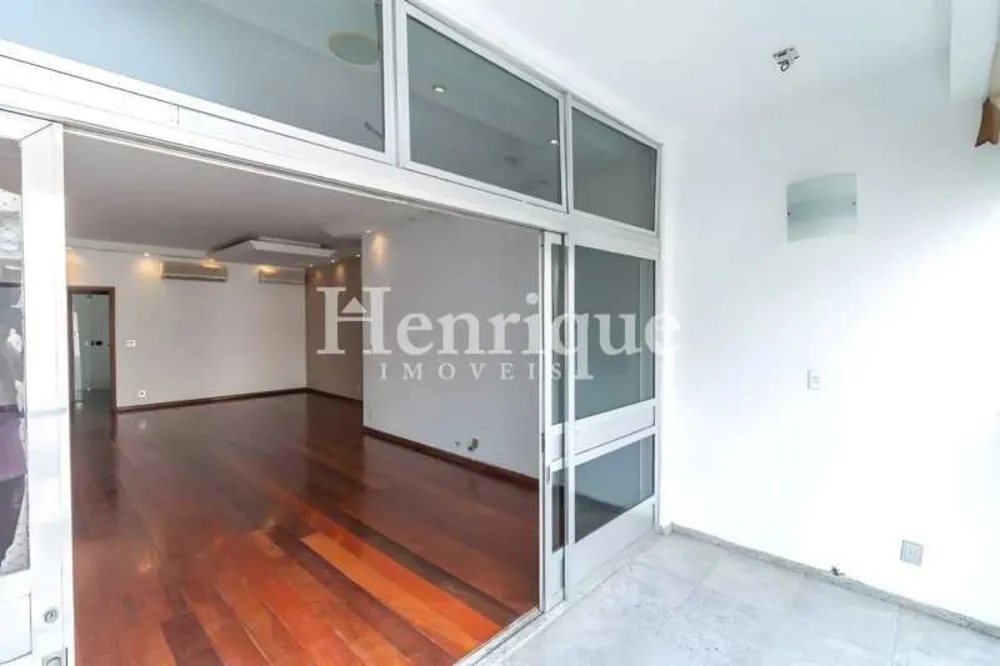 Apartamento, 4 quartos, 240 m² - Foto 1