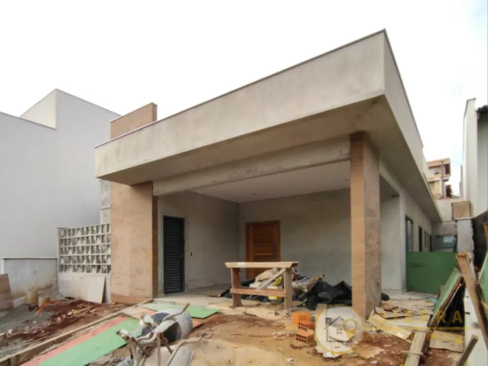 Casa de Condomínio à venda com 3 quartos, 158m² - Foto 1