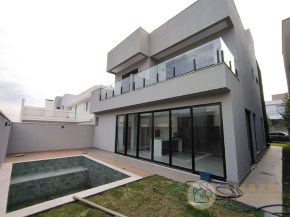 Casa de Condomínio à venda com 5 quartos, 300m² - Foto 3