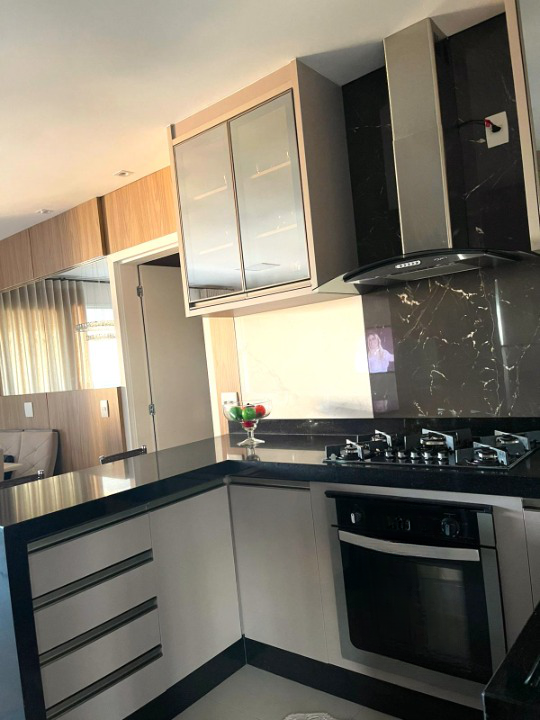 Apartamento à venda com 3 quartos, 114m² - Foto 3