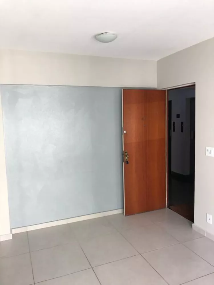 Apartamento para alugar com 1 quarto, 45m² - Foto 1