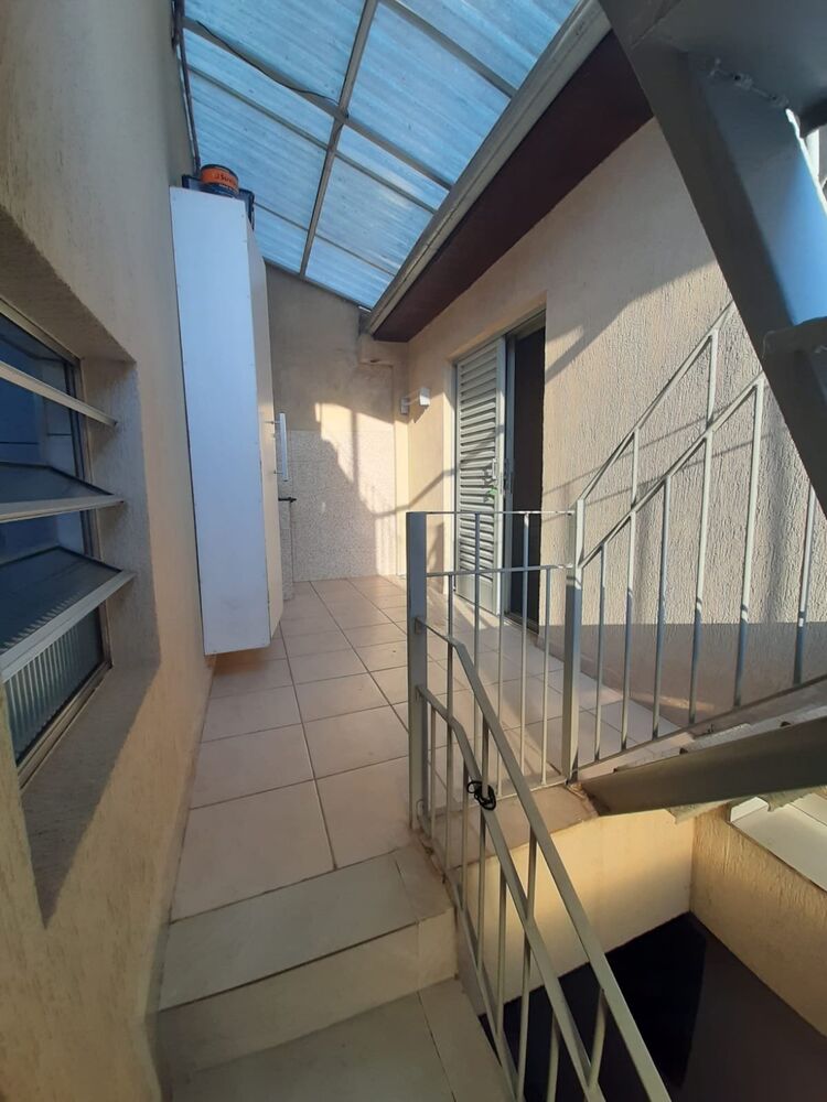 Sobrado, 2 quartos, 350 m² - Foto 2
