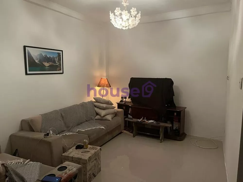 Casa para alugar com 3 quartos, 220m² - Foto 1