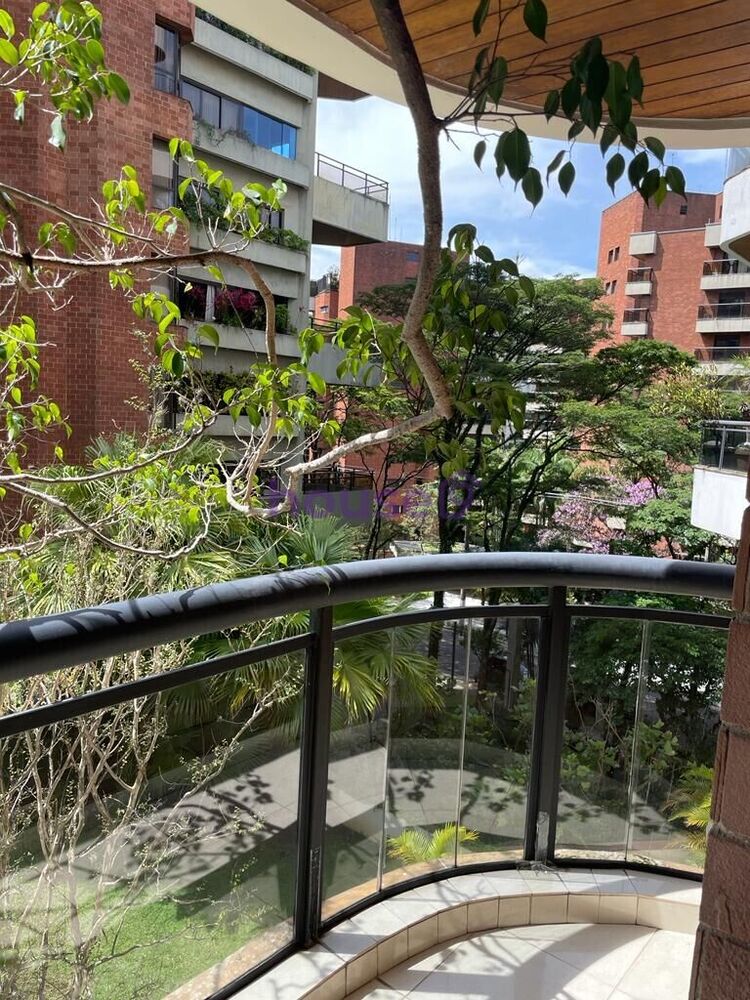 Apartamento, 4 quartos, 340 m² - Foto 1