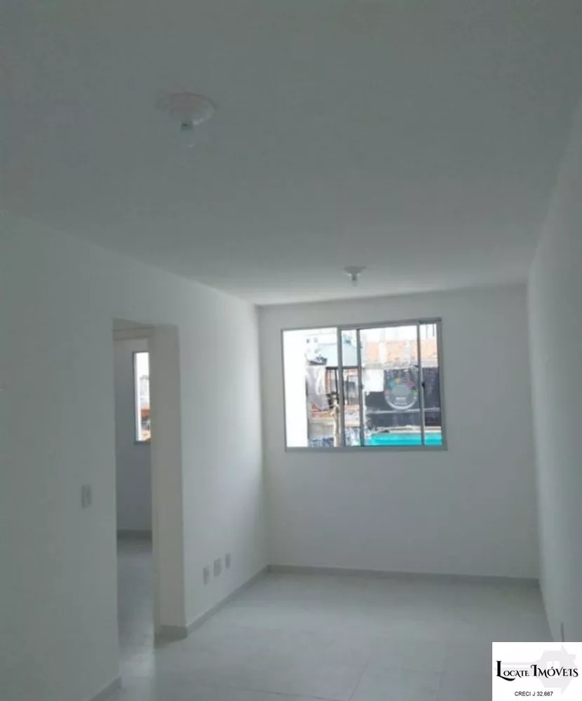 Apartamento à venda com 2 quartos, 44m² - Foto 3