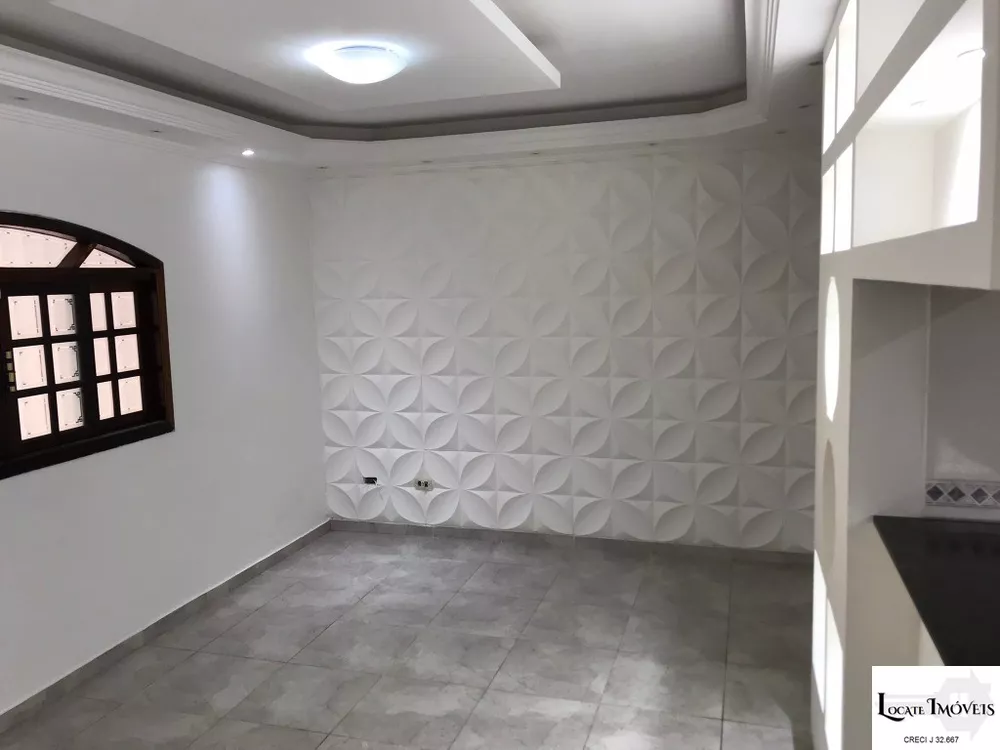 Sobrado à venda com 3 quartos, 110m² - Foto 2