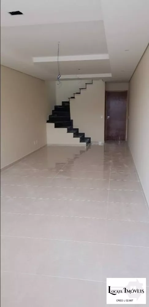 Sobrado à venda com 3 quartos, 88m² - Foto 2