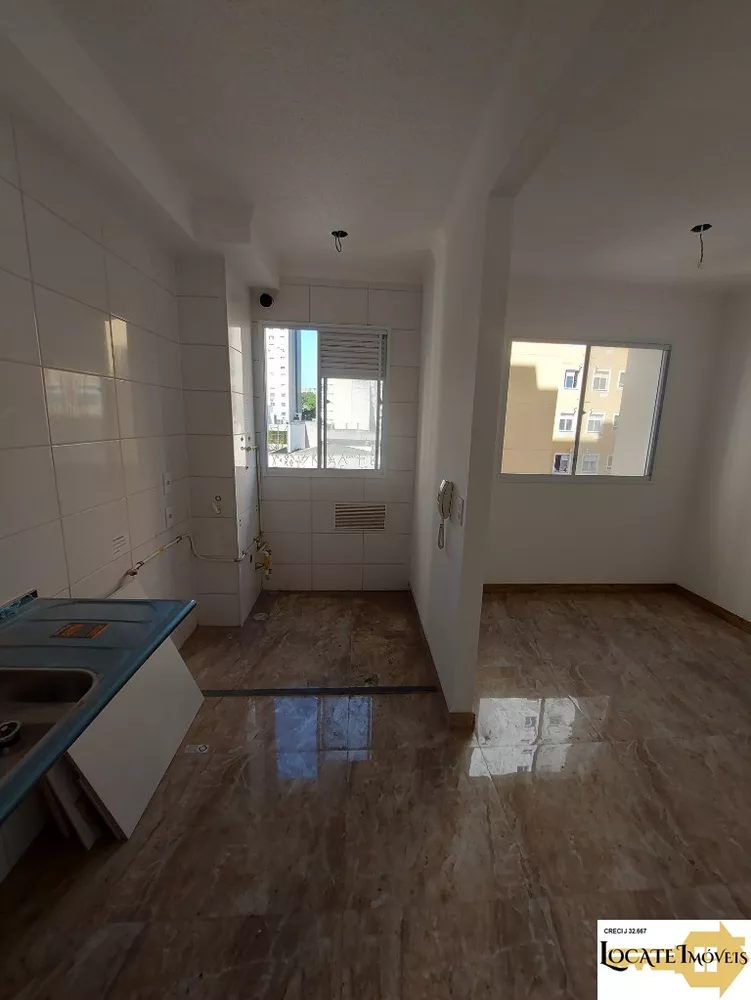 Apartamento à venda com 2 quartos, 42m² - Foto 5