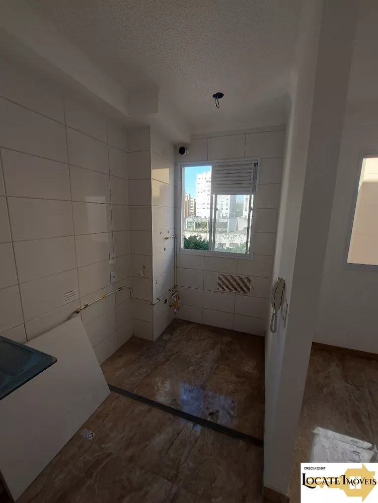 Apartamento à venda com 2 quartos, 42m² - Foto 6