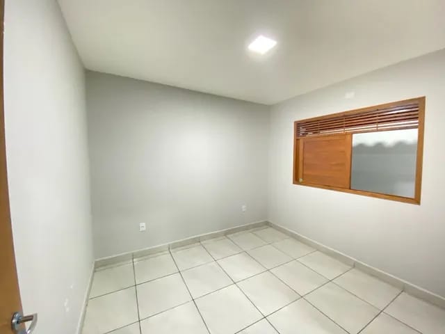 Casa à venda com 2 quartos, 69m² - Foto 10