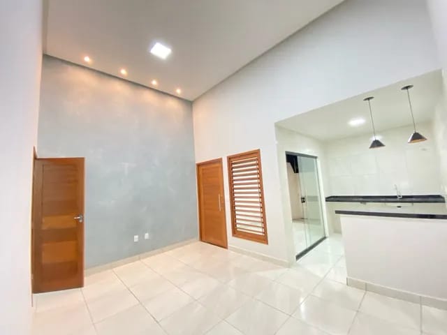 Casa à venda com 2 quartos, 69m² - Foto 4