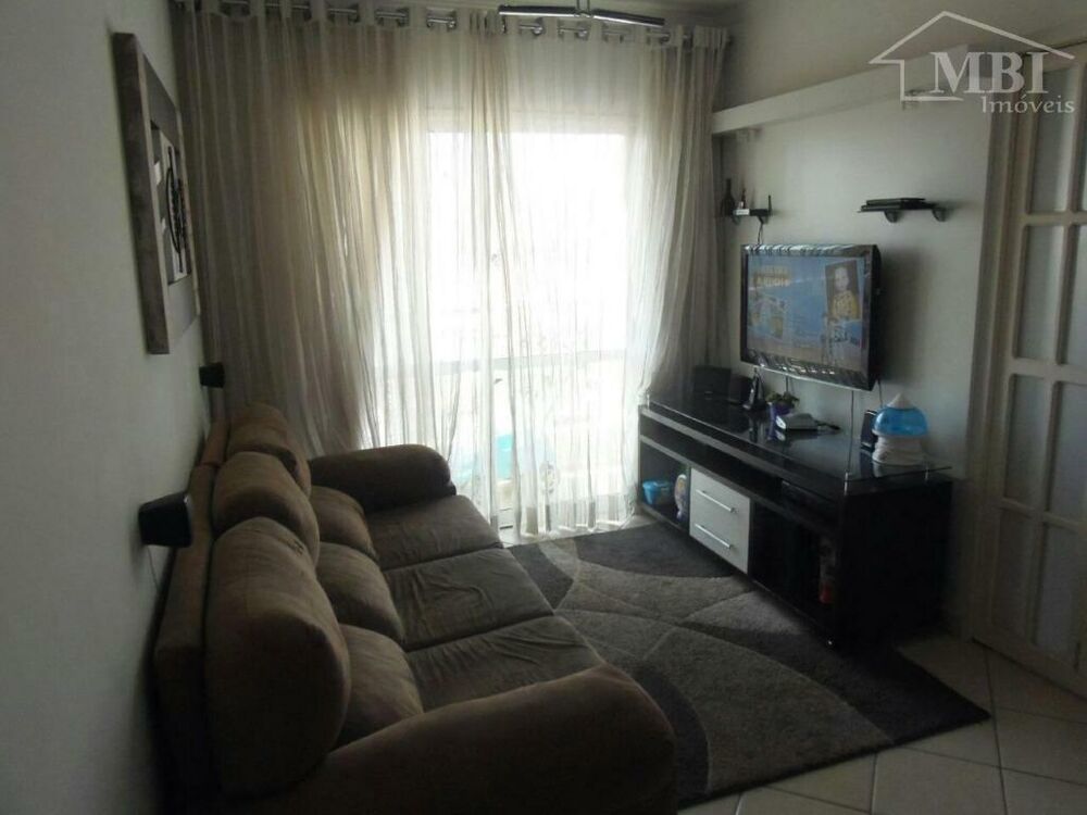 Apartamento à venda com 2 quartos, 60m² - Foto 4