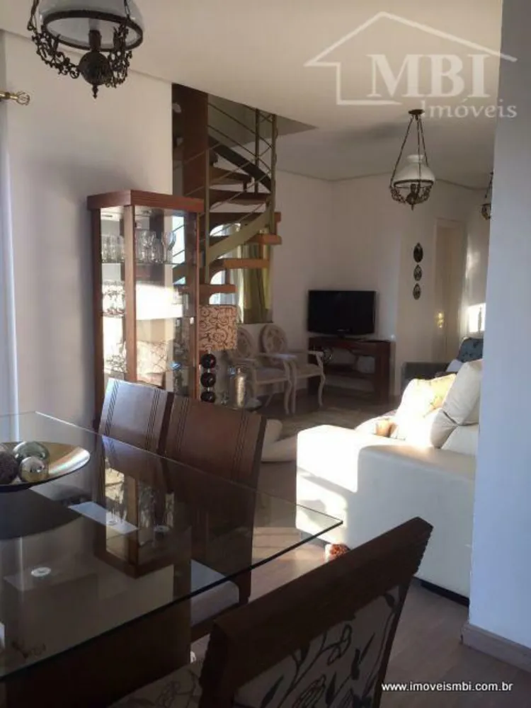 Cobertura, 4 quartos, 210 m² - Foto 2