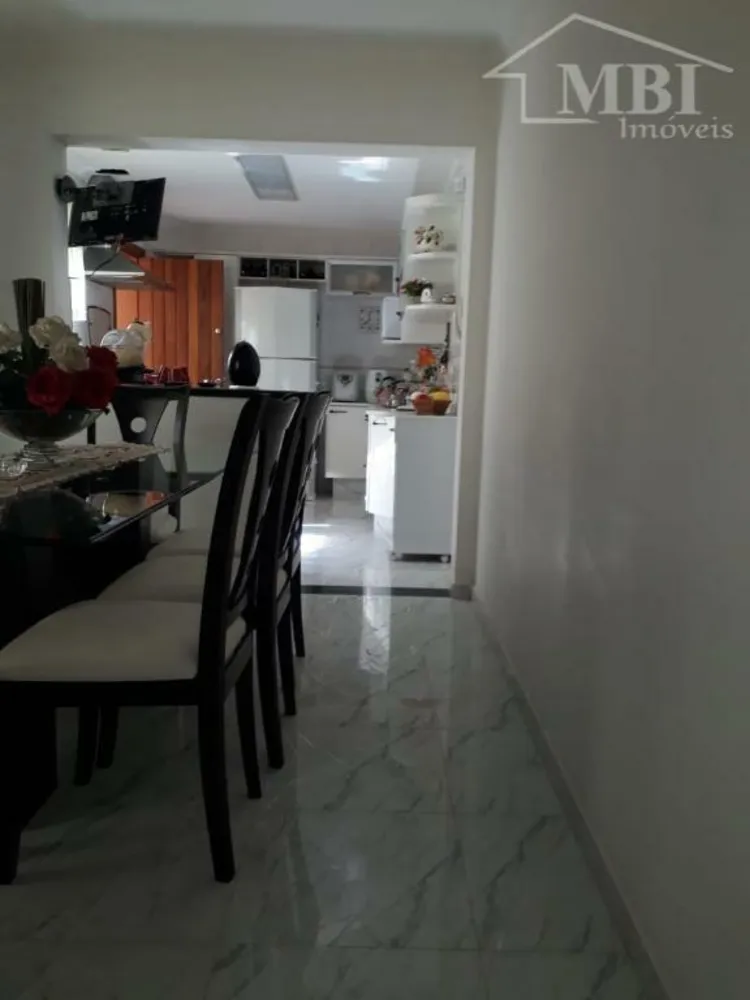 Sobrado, 3 quartos, 240 m² - Foto 1