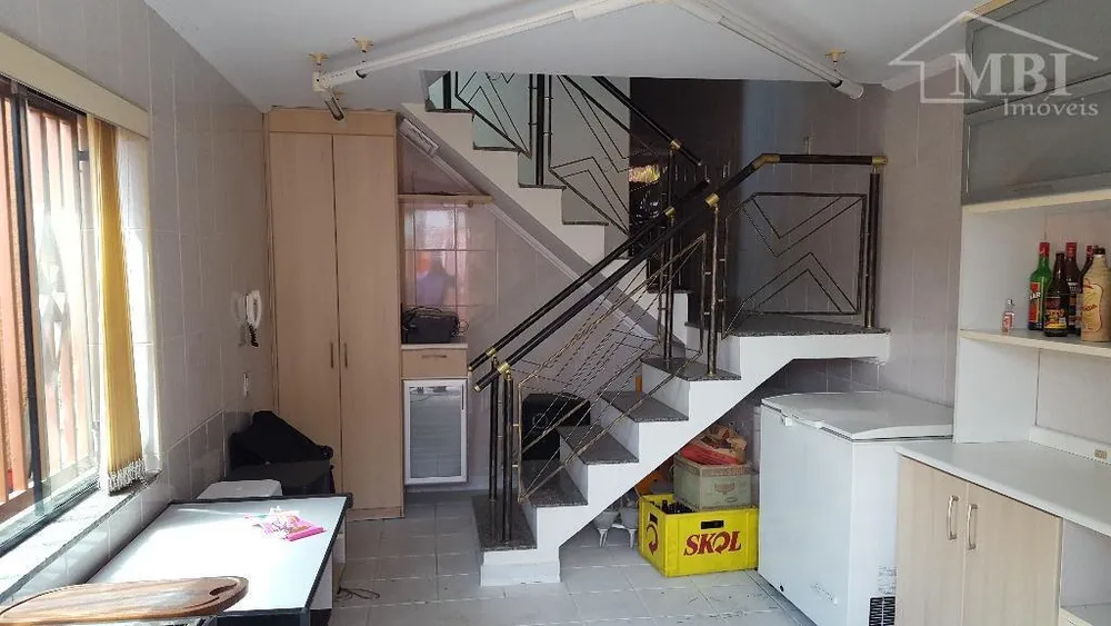 Sobrado, 3 quartos, 207 m² - Foto 4