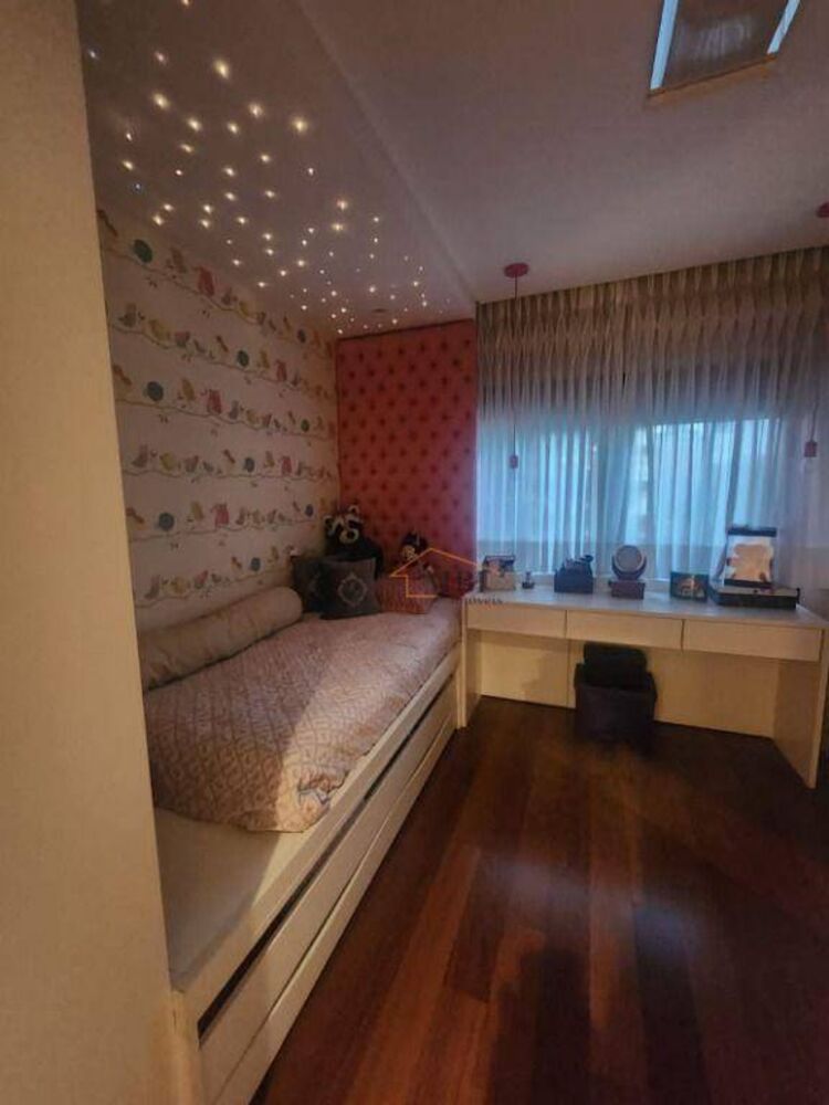 Apartamento à venda com 3 quartos, 160m² - Foto 4