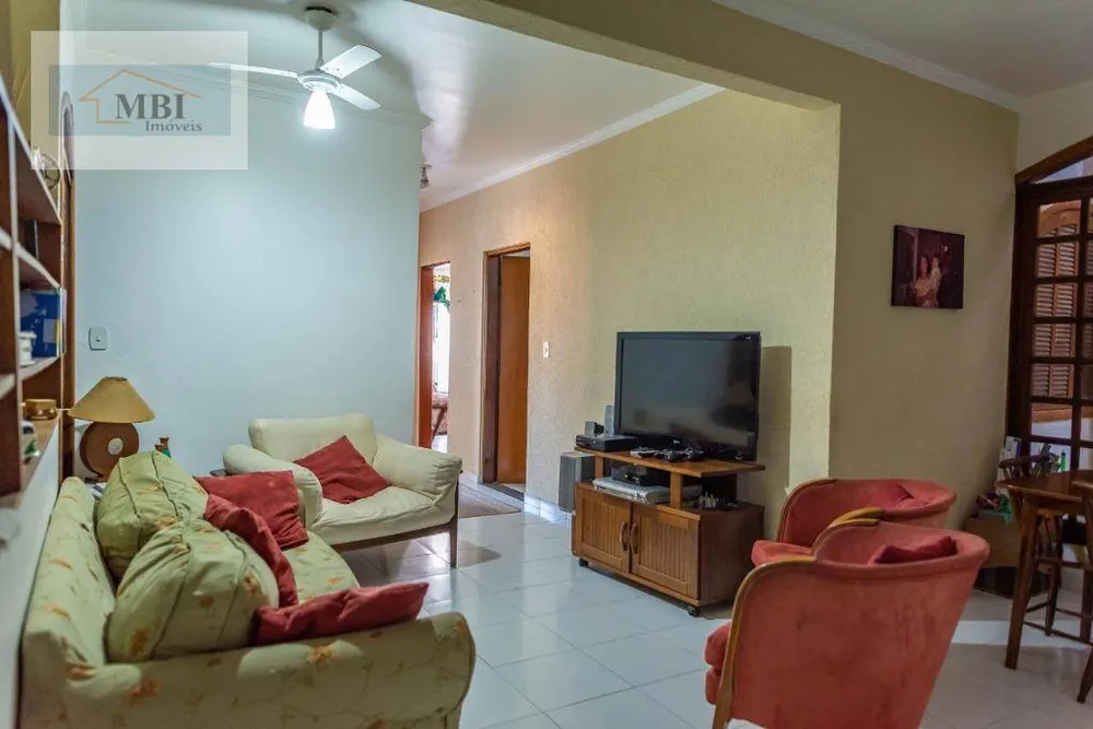 Sobrado, 3 quartos, 360 m² - Foto 2