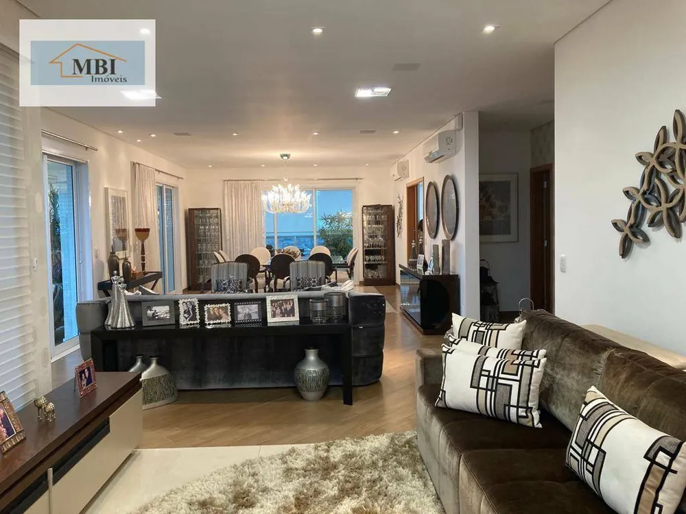 Apartamento, 3 quartos, 335 m² - Foto 1