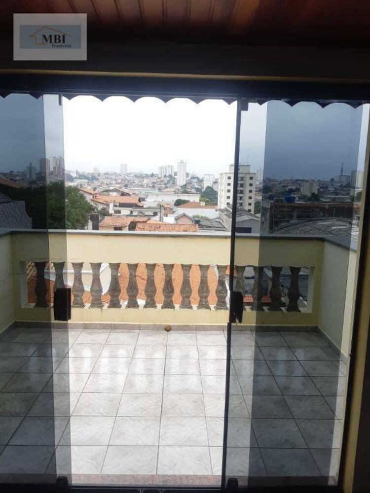 Sobrado à venda com 4 quartos, 190m² - Foto 1