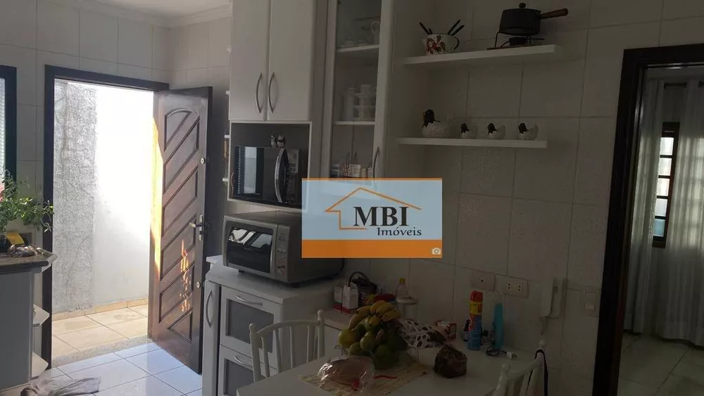 Casa, 2 quartos, 180 m² - Foto 1