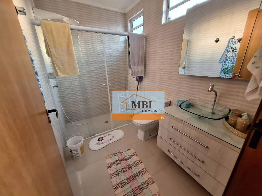 Sobrado, 4 quartos, 121 m² - Foto 2