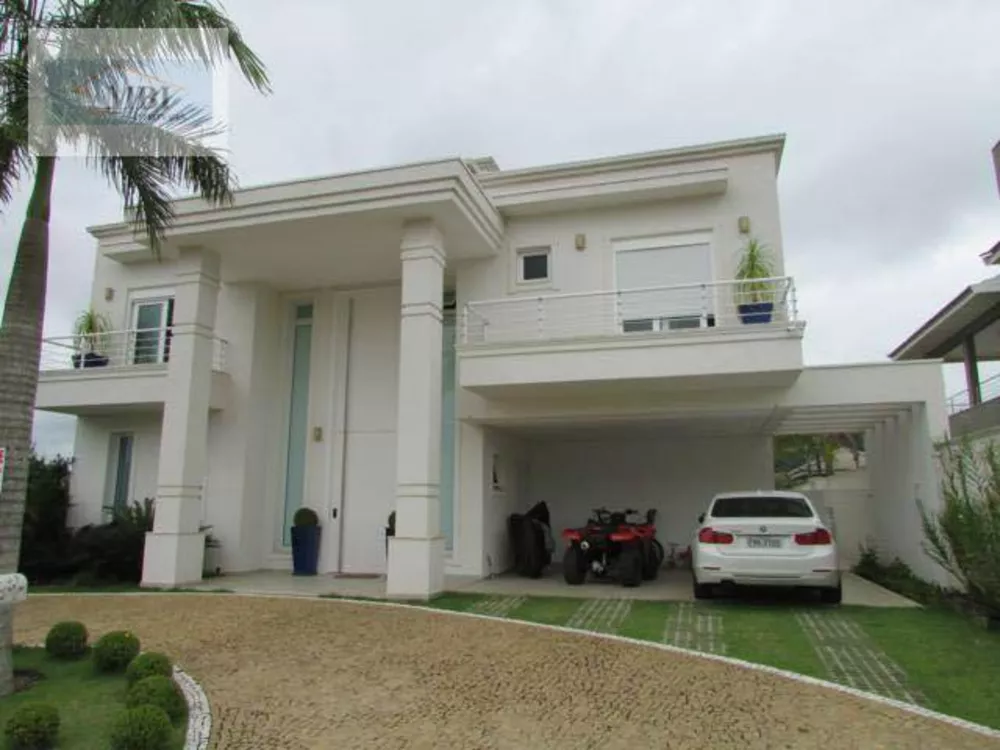 Sobrado, 3 quartos, 310 m² - Foto 1