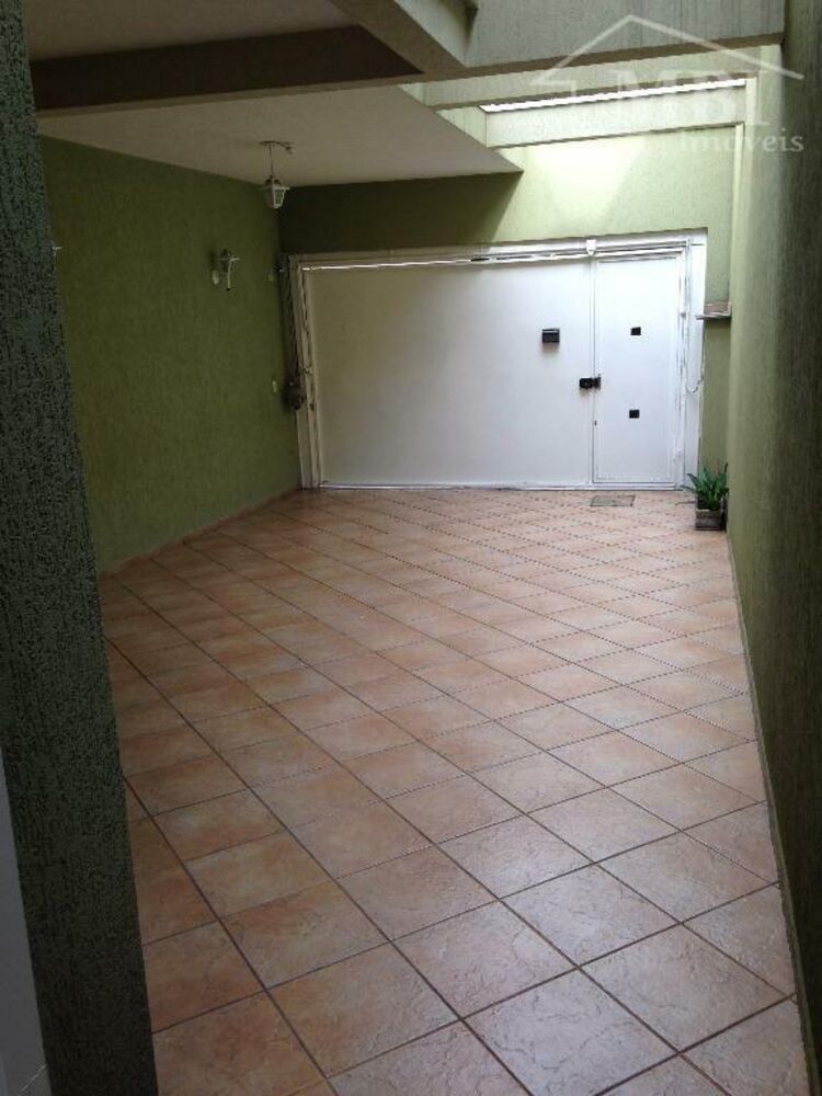 Sobrado à venda com 4 quartos, 170m² - Foto 1