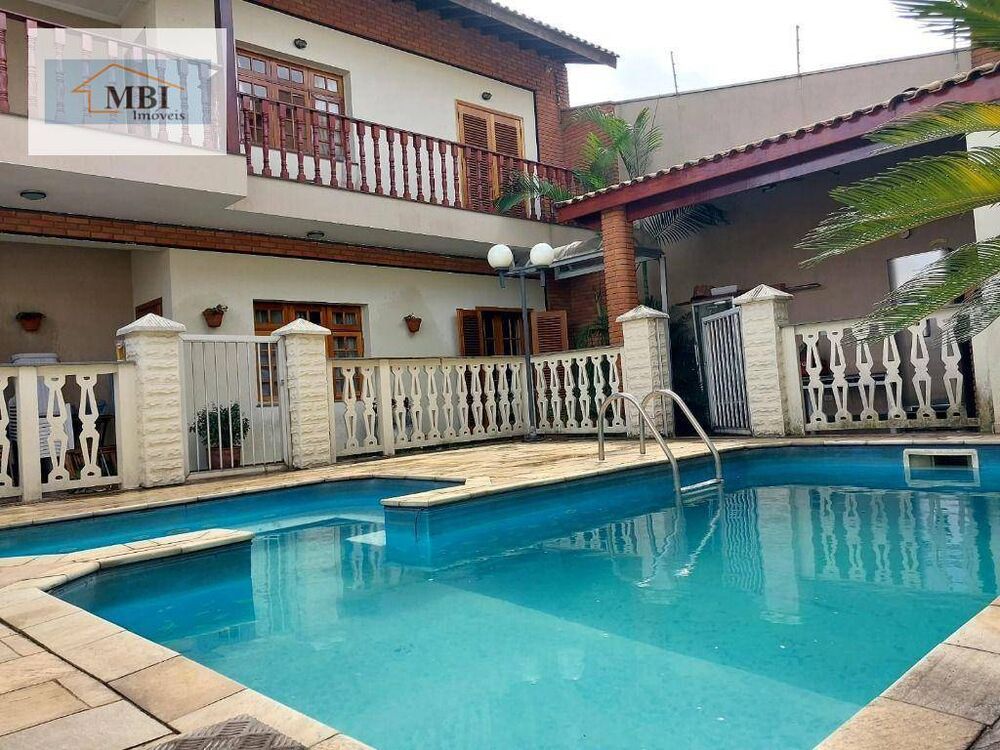Sobrado, 4 quartos, 400 m² - Foto 1
