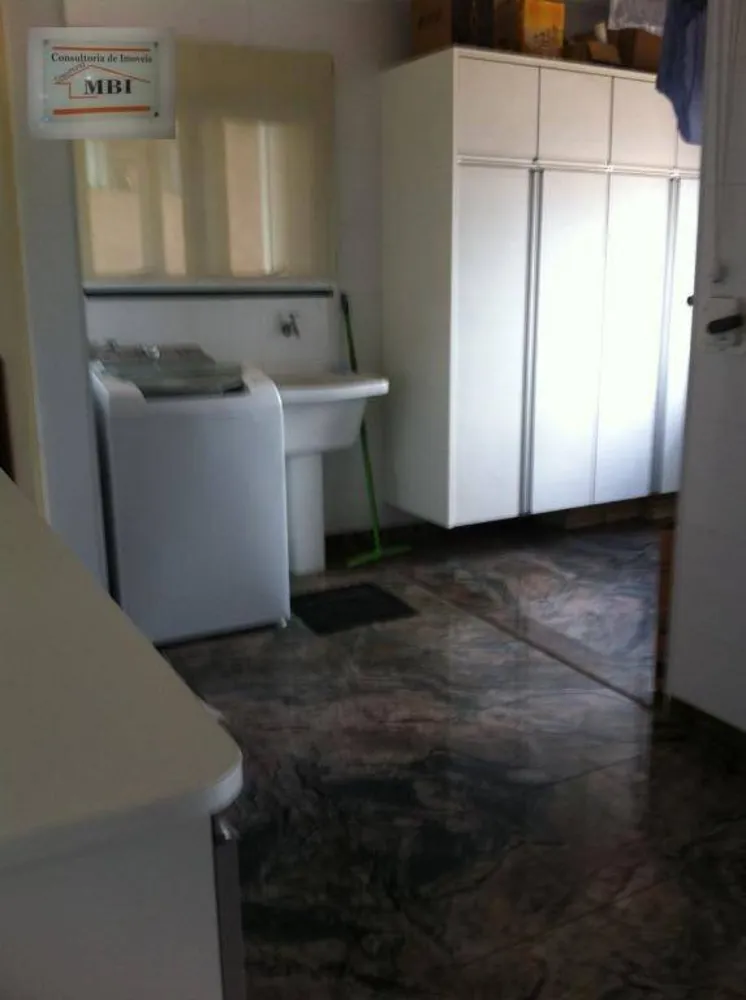 Apartamento, 3 quartos, 243 m² - Foto 1