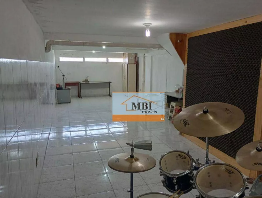 Sobrado, 3 quartos, 194 m² - Foto 2