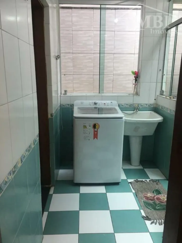 Casa, 3 quartos, 242 m² - Foto 3