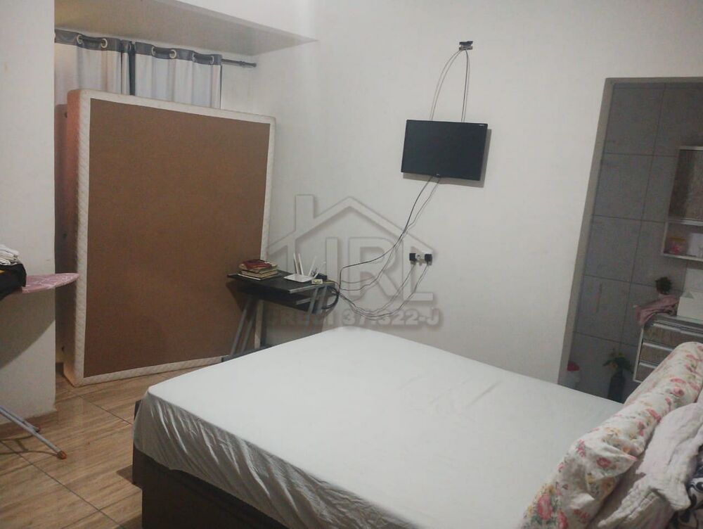 Sobrado à venda com 2 quartos, 250m² - Foto 3