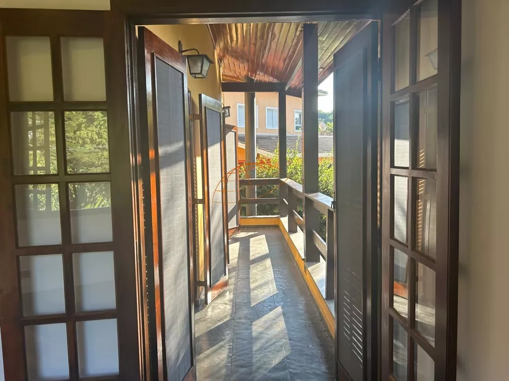 Casa, 6 quartos, 284 m² - Foto 4