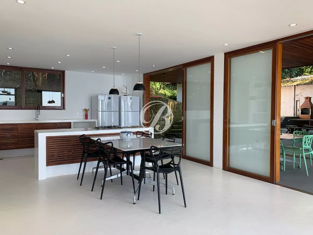 Terreno à venda com 6 quartos, 340m² - Foto 4