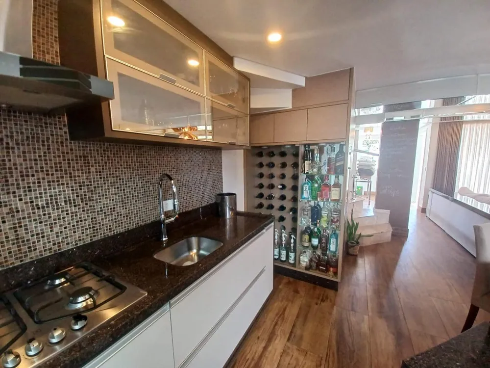 Sobrado, 4 quartos, 220 m² - Foto 8