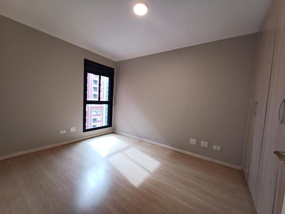Apartamento para alugar com 3 quartos, 133m² - Foto 16