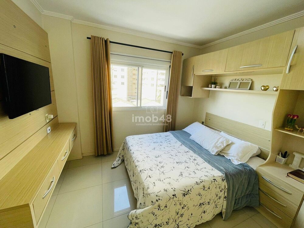 Apartamento à venda com 3 quartos, 86m² - Foto 3